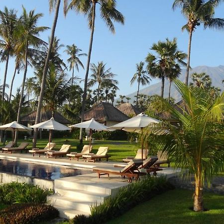 Kubu Indah Dive & Spa Resort Туламбен Экстерьер фото